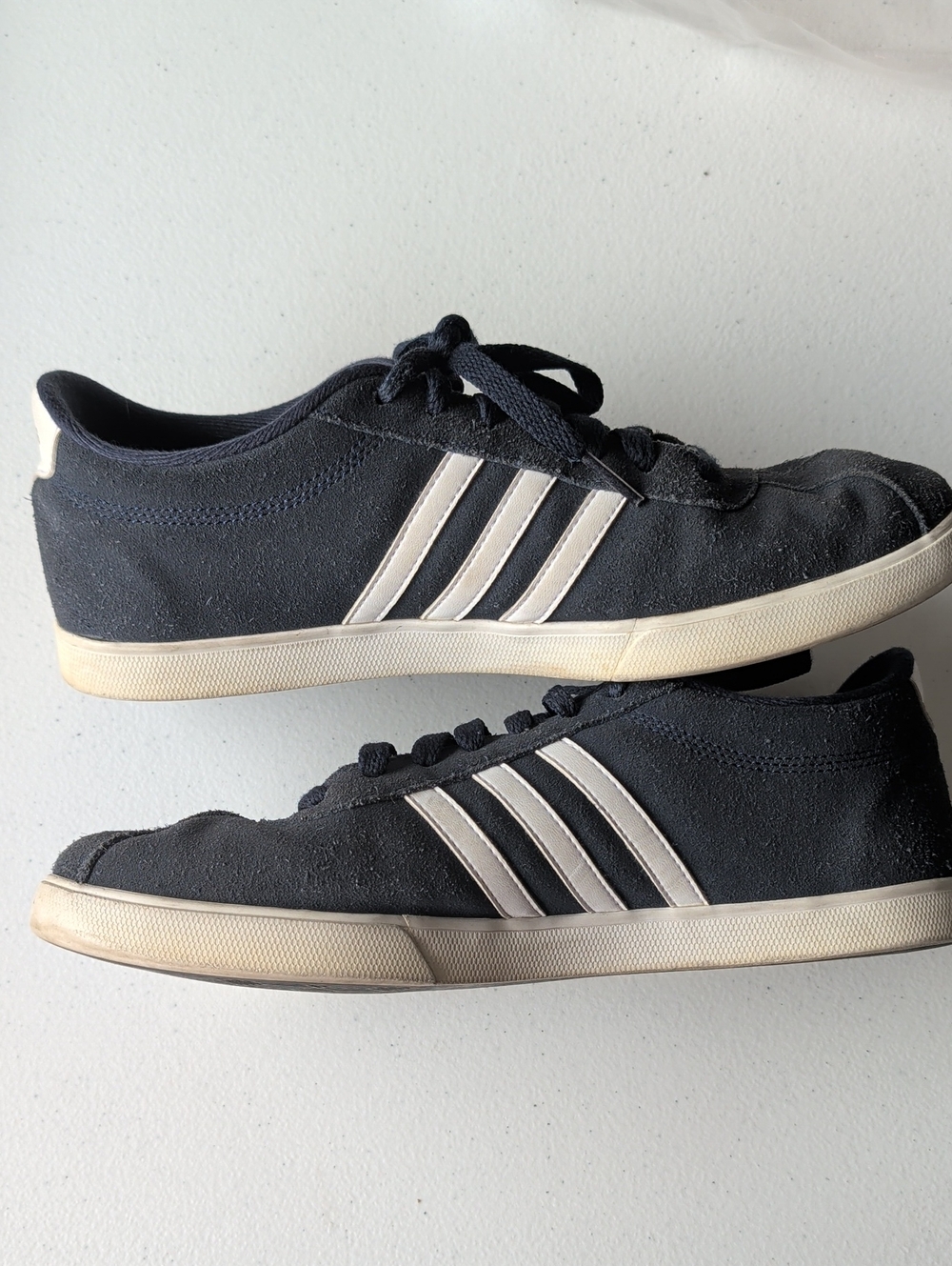 Men's Adidas Canvas Sneakers